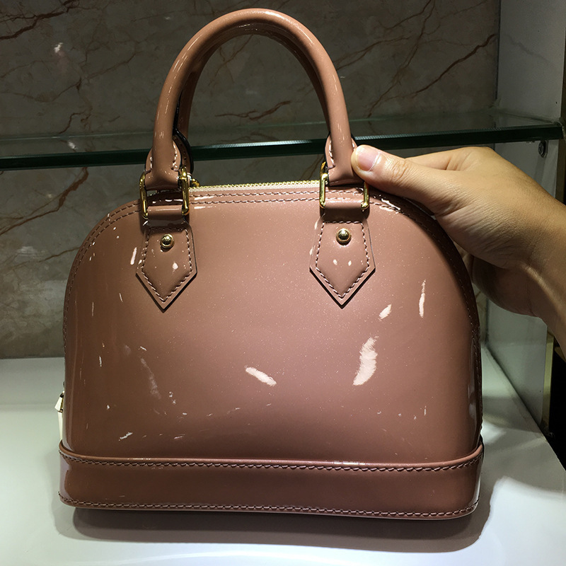 European and American Export New Fashion Patent Leather Brand Same Style Shell Women's Bag Simple and Elegant Handbag Single Shoulder Crossbody Bag European and American Export New Fashion Patent Leather Brand Same Style Shell Women's Bag Simple and Elegant Handbag Single Shoulder Crossbody Bag