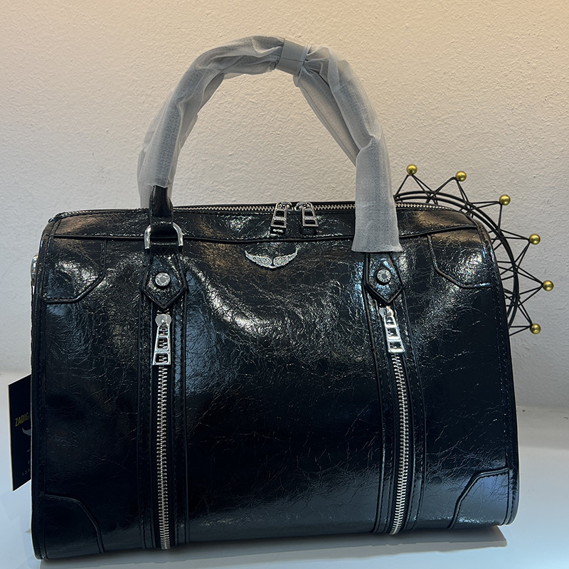 라지 오일 가죽 블랙