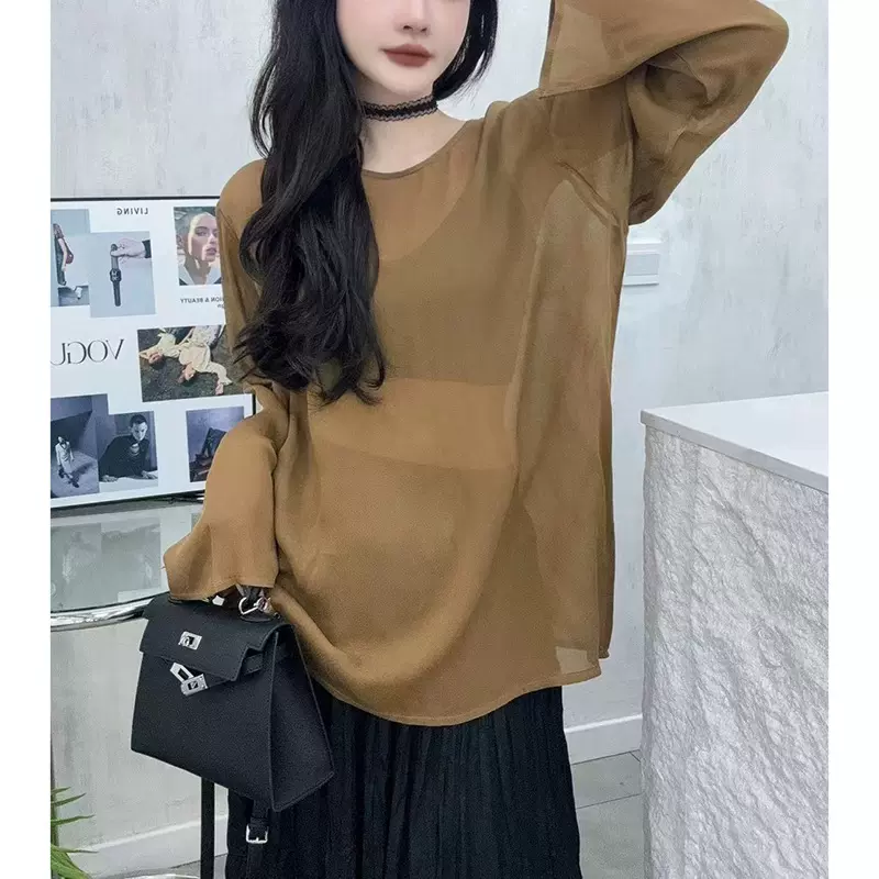 2025夏新款轻薄微透视真丝T恤宽松大码洋气上衣长袖 空调衫防晒衫