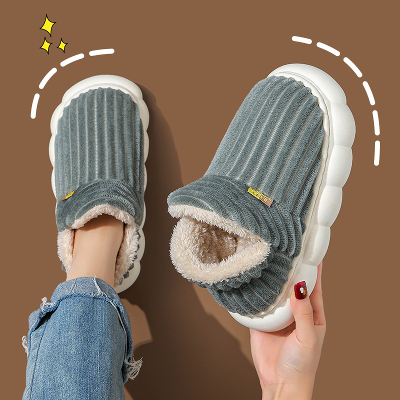 Zapatillas de algodón de invierno bolsas de hombre tacones de interior zapatos cálidos de terciopelo caseros zapatos de algodón de invierno