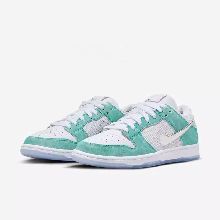 Putian Shoes Pure Original High Version Dunk Sb Low White and Green Men's and Women's Shoes Same Style Wear-Resistant Breathable Low-Cut Sneakers