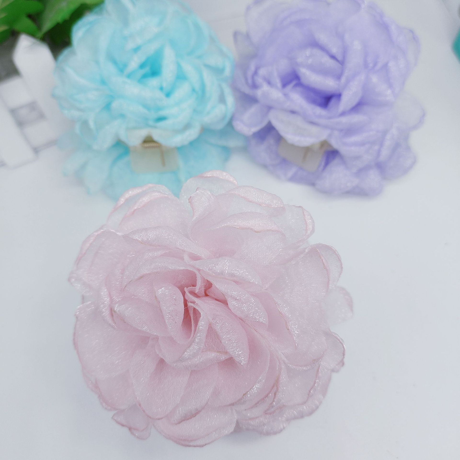 Francés Super Hada tridimensional Rosa flor clip hembra verano Hada espalda Cabeza updo tiburón clip tocado flor