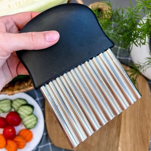 Stainless steel potato wolf tooth cutting, corrugated knife French fries cutting, multifunctional vegetable cutter corrugated potato onion cucumber