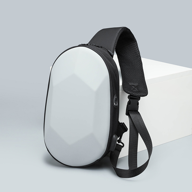 Zaino di ricarica USB per moto da uomo, guscio rigido antispruzzo, borsa sul petto obliqua a cavallo, piccolo zaino da pendolarismo_voghion.com