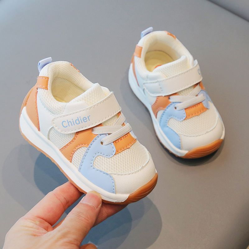 2024 otoño nueva zapatilla de deporte de los niños zapatos para correr estilo coreano niñas zapatos de entrenamiento alemán zapatos de bebé niño