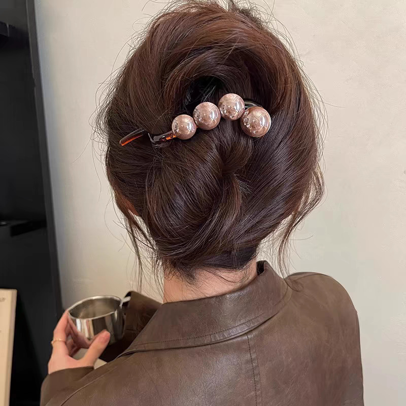 後頭部にツイストクリップが付いた新しいスタイルのワンラインヘアクリップ、軽い高級感と高級感のあるヘアクリップ、女性用のアヒルのくちばしクリップヘッドドレス|undefined