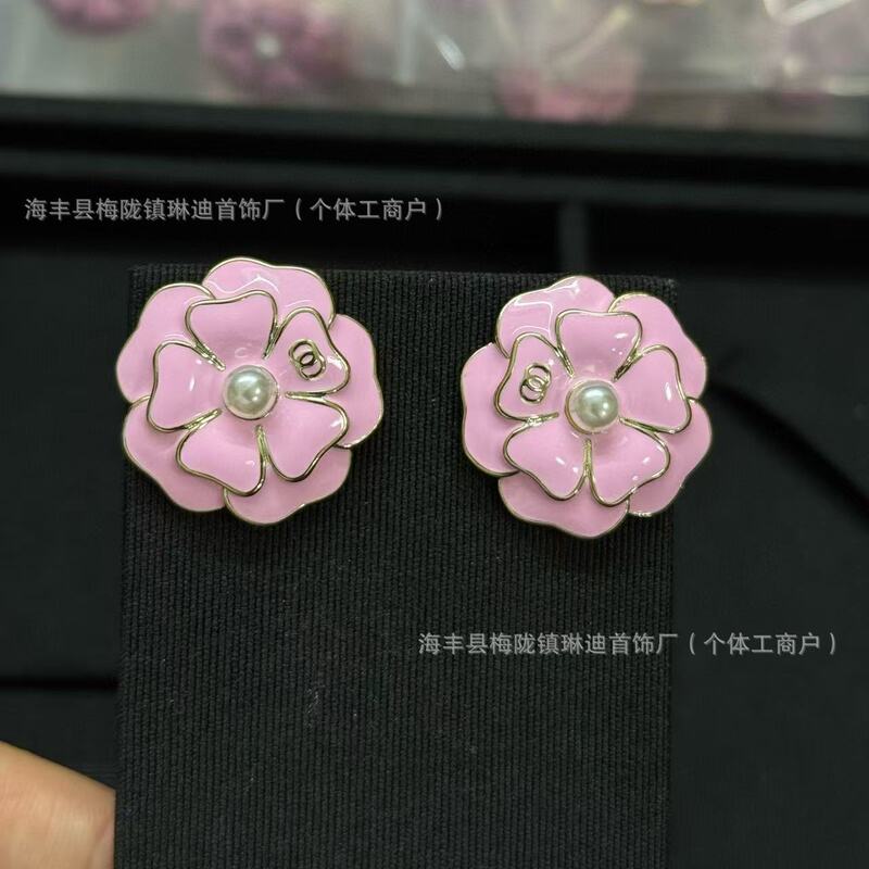 新款香家法式花朵名媛宫廷光面镶钻字母珍珠耳钉耳环耳饰品潮|undefined