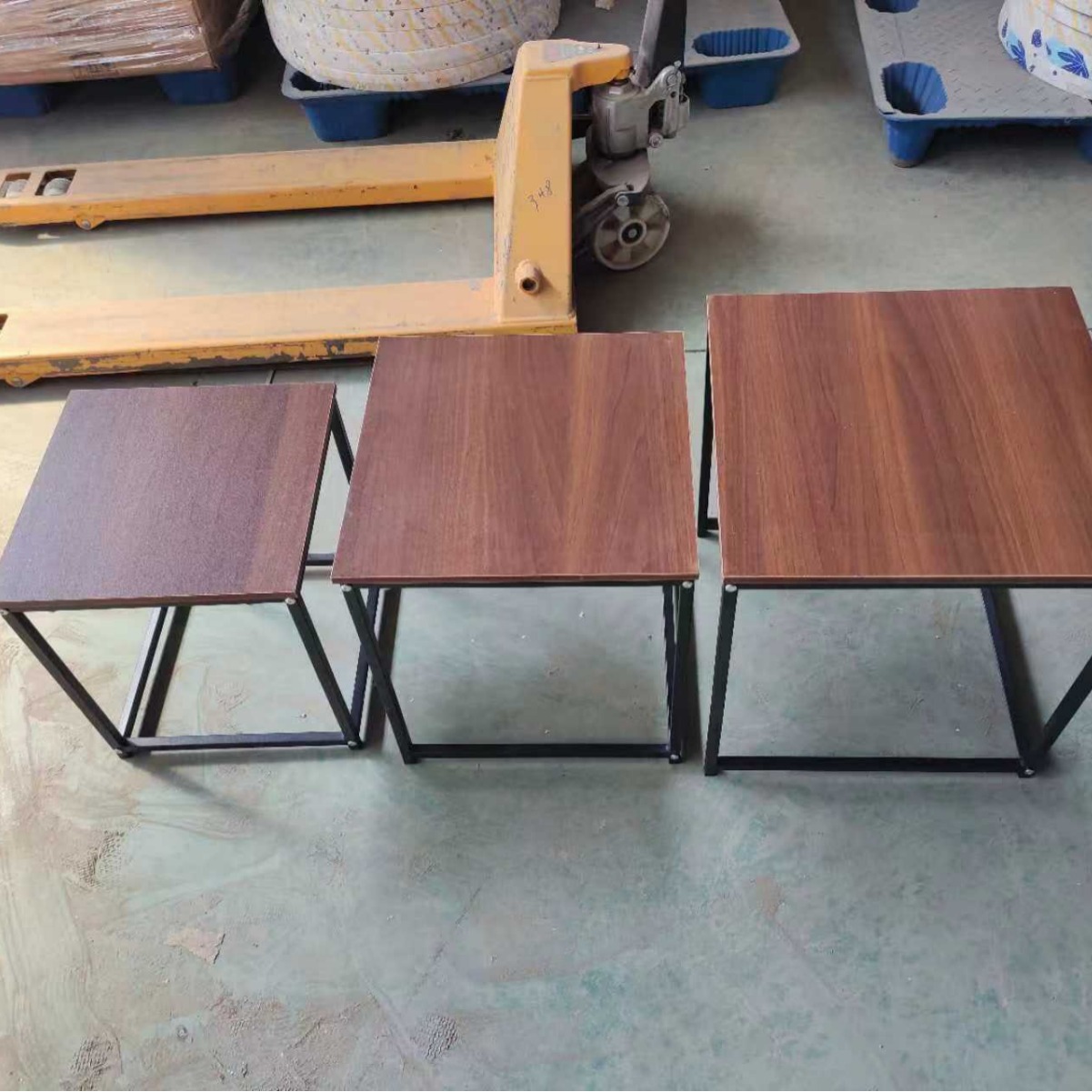 Mesa de té simple combinada de hierro forjado vintage sofá pequeño mesas cuadradas para hacer viejas mesas de café de esquina lujoso estilo americano lujoso