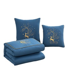 纯棉加厚抱枕被子两用星空鹿特厚靠垫被子二合一午休沙发空调被