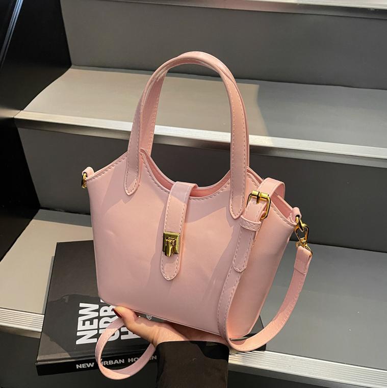 Bolso de moda de moda para mujeres 2025 nuevo bolso de cubo de estilo universal ocio viaje de alta calidad bolso de hombro