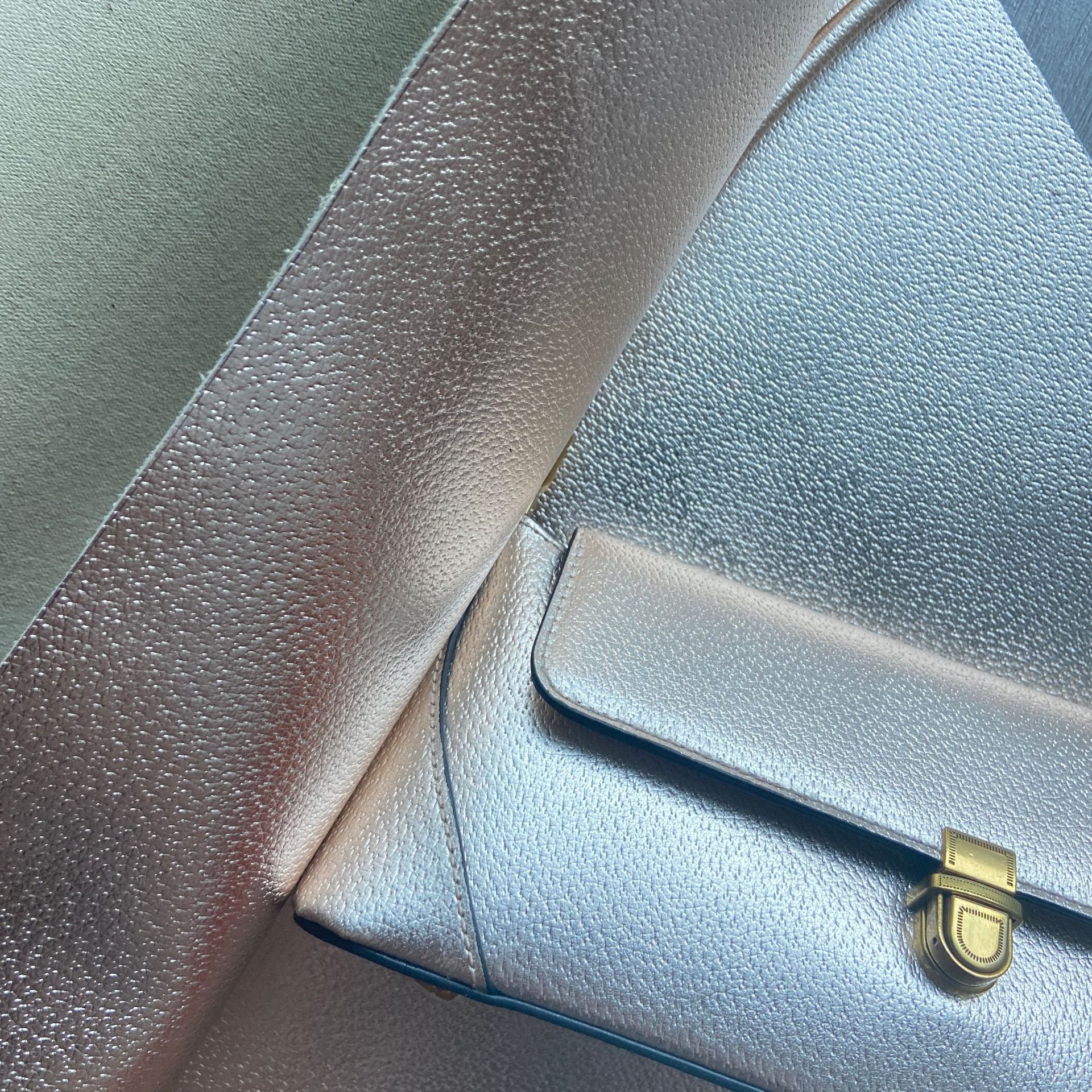 新款法棍包小众牛皮高级感单肩腋下真皮女包