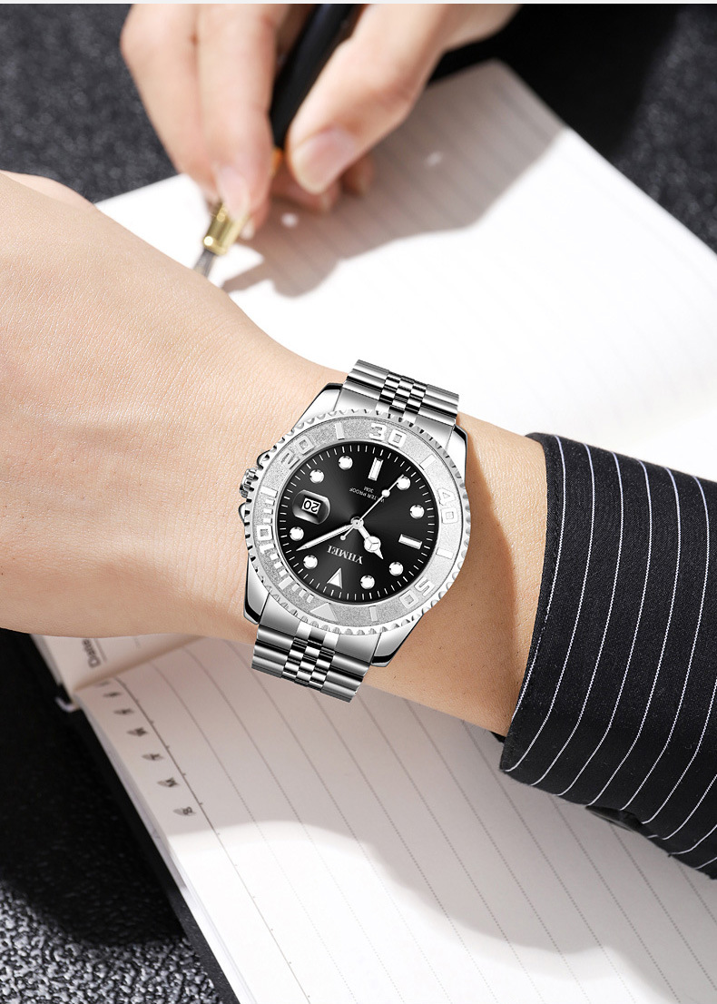 2023 Nuovo orologio di vendita caldo Orologio da uomo con cinturino in acciaio massiccio di lusso Orologio da uomo con cassa girevole Anello esterno Orologio al quarzo_voghion.com