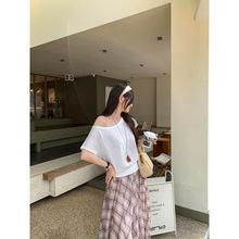 ����һ�ּ�б��������ɫ����T��Ů�ļ�2026�¿����Ƹж�����