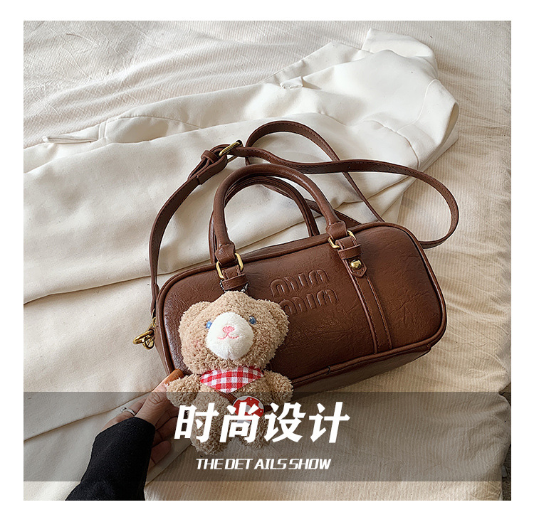 Cross-border hand-held bowling bag for women in autumn and winter 2025, new retro commuter pillow bag, large capacity crossbody bag undefined