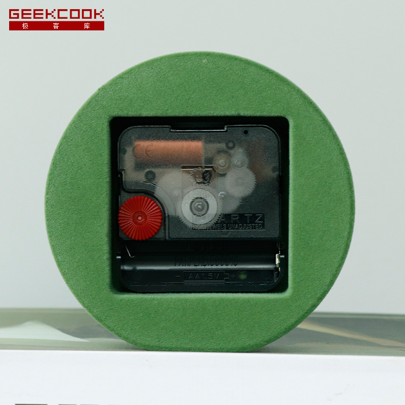 간단한 바탕 화면 장식 시계: 이끼 마크 상위 주문 녹색 창조적 인 북유럽 모델 룸 장식 홈 무음 시계