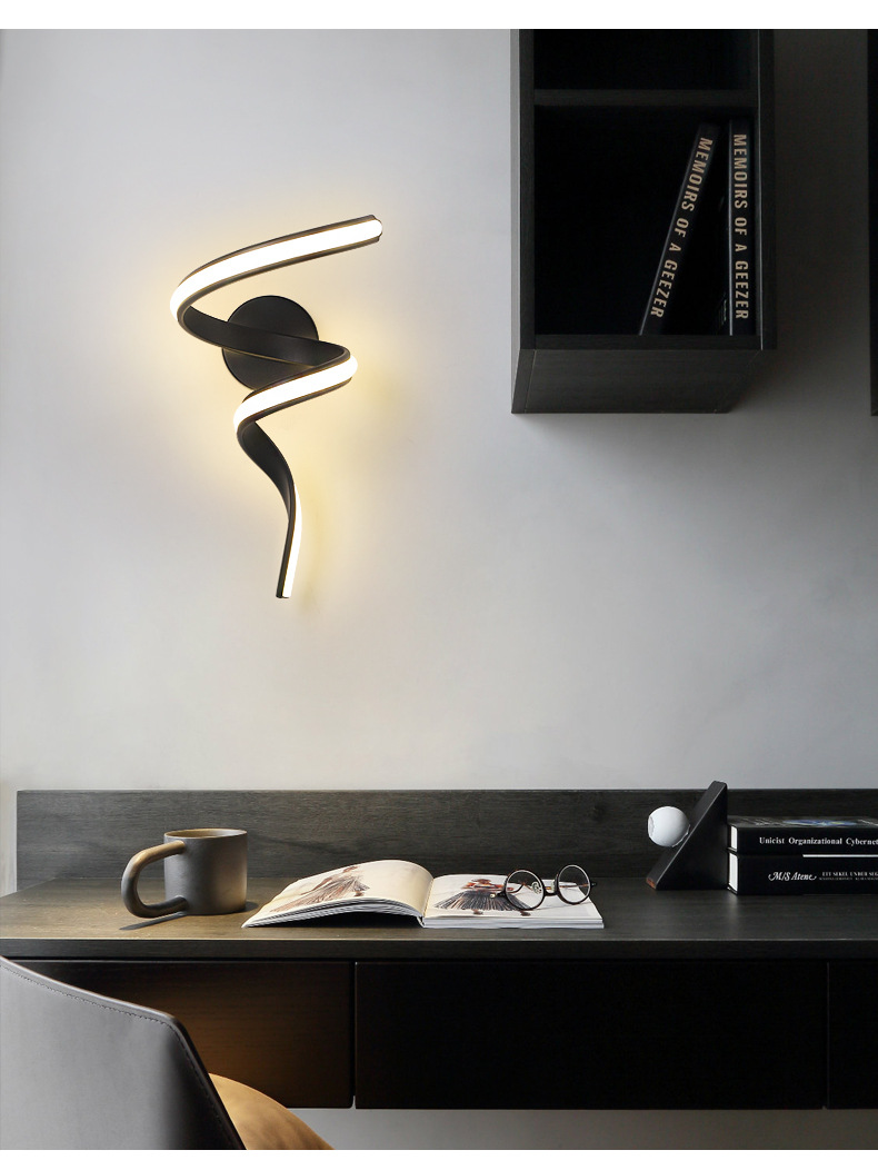 Stylish wall lamp - Image 7