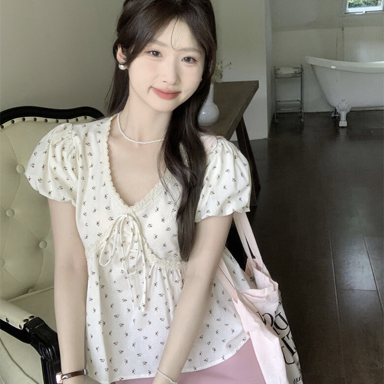 韓国の優しいスタイルの V ネックレトロレーススプライシングシャツ女性の夏の新しいパフスリーブルーズベビードールシャツトップ|undefined