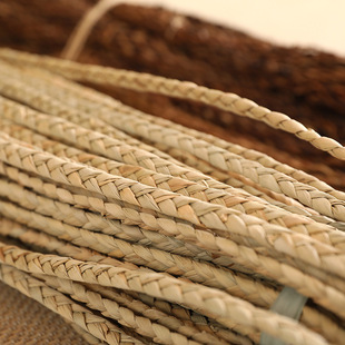 Cattail braided rope cattail three-strand braided raw materials cattail braided pet products plant crafts cattail rope
