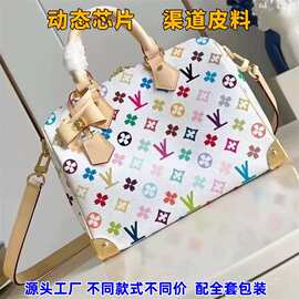 直供跨境m lv男包女包出差包手提登机包枕头包旅行袋黑武士旅行包