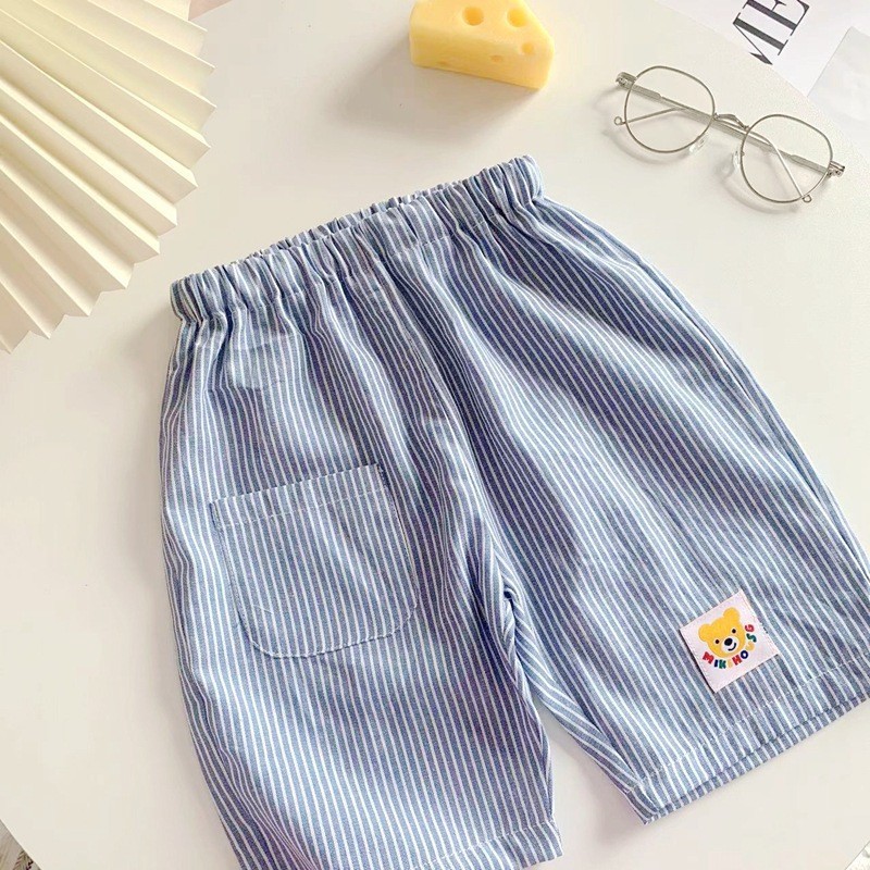 Children's Star Yuan Ropa para niños coreanos Falda corta para niñas Falda de media longitud Verano Nuevo estilo Estilo occidental Bebé Hermosa falda de pastel a cuadros