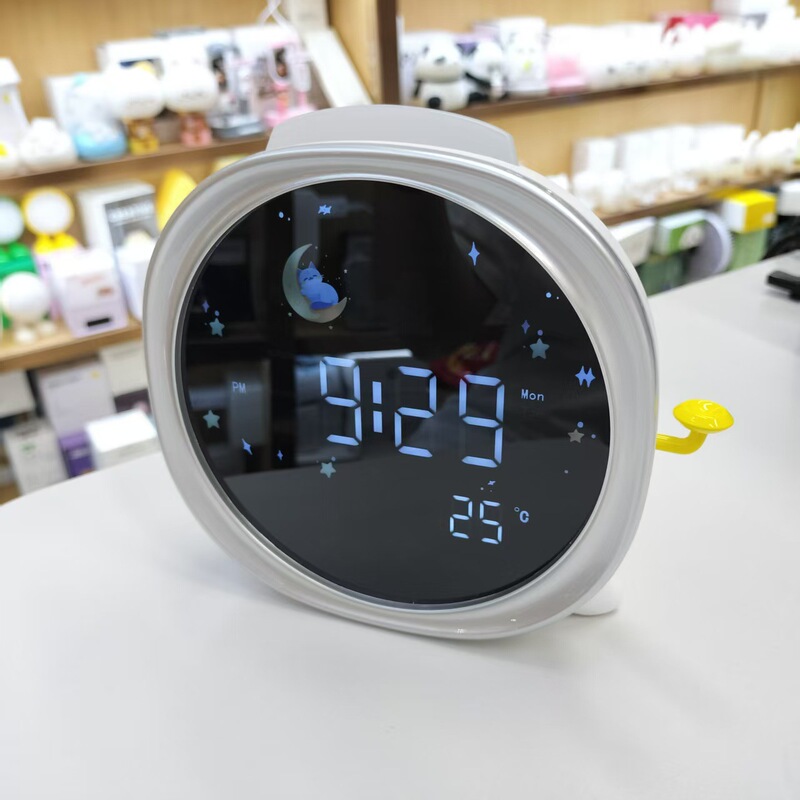 新しいカラースクリーン子供用目覚まし時計ベッドサイドナイトライト明るさ調整可能な充電式音声起動大画面寝室睡眠目覚まし時計ライト|undefined