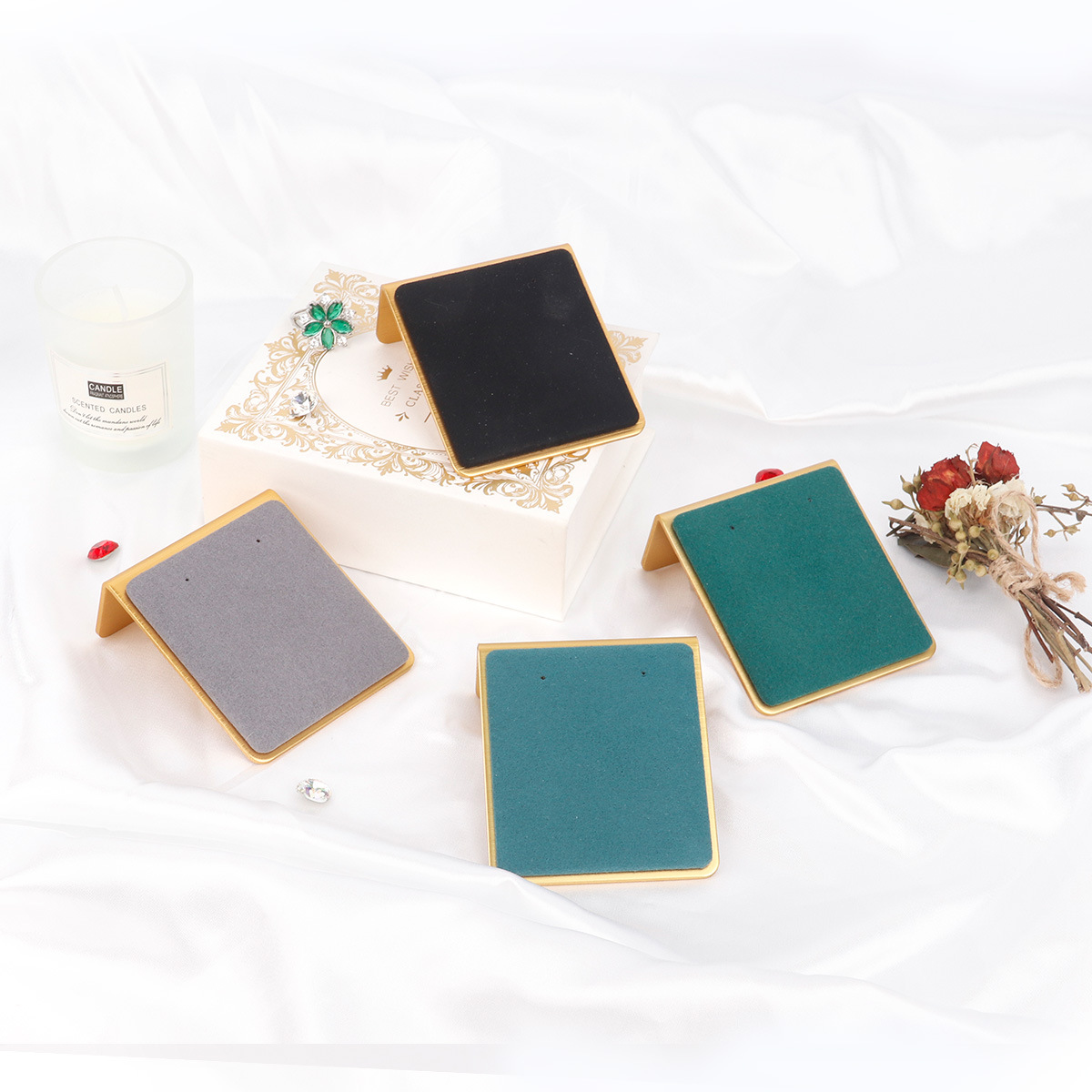 ��������չʾ���鱦չʾ�������μܴ���б����Ʒ�����γ��аڼ�