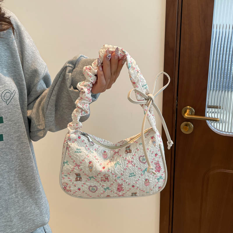 Bolsos lindos bajo las axilas bolsas de palo 2025 nuevos dulces muñecas de dibujos animados bolsas de hombro multifuncional bolsas de estudiantes casuales