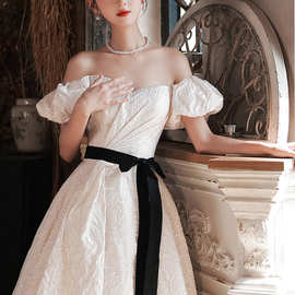 白色缎面晚礼服裙女轻奢小众高端法式高级感在逃公主婚纱平时可穿