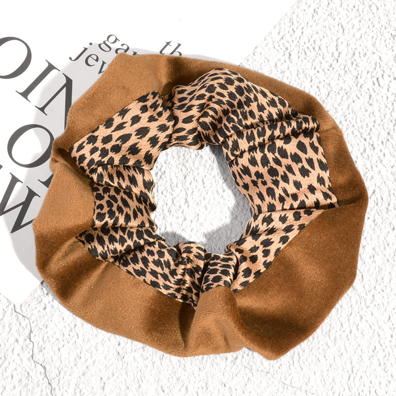 Cross-border Autumn And Winter New Large Intestine Hair Ring Female Leopard Gold Velvet Simple Elegant Hair Accessories Hair Rope Head Rope Headdress display picture 8