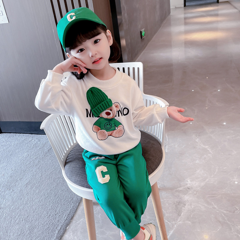 Children's clothing, girls' sweatshirts, baby cartoon 2024 spring and autumn new small and medium children casual loose top set
