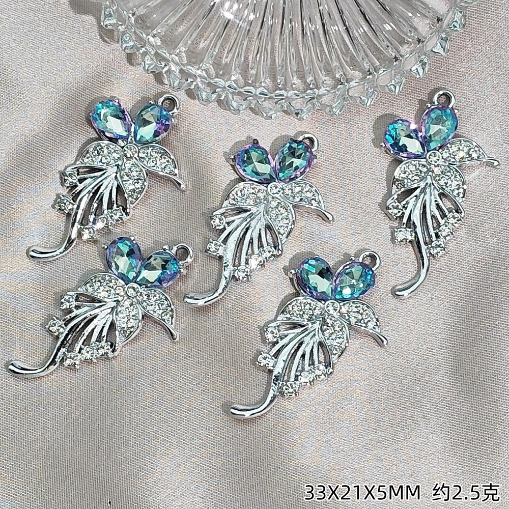 Exquisitos accesorios de joyería colgante de diamante de alta protección ultravioleta al por mayor collar DIY artesanal colgante de materiales de ropa de pulsera