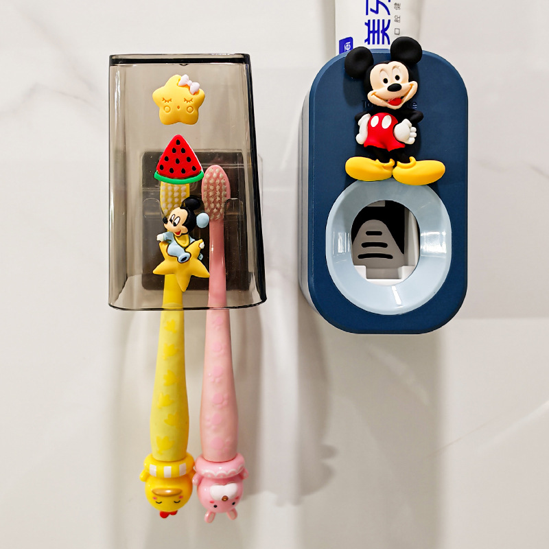 Niños creativo pasta de dientes exprimidor lindo cepillo de dientes taza de almacenamiento rack ponche libre perezoso pasta de dientes traje de lavado