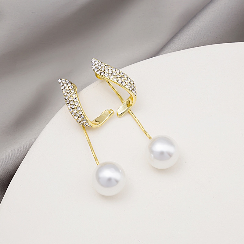 curve geometric diamond earrings long pearl alloy earringspicture3