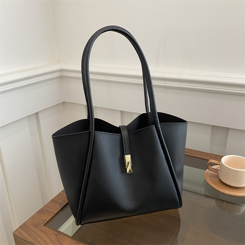 Bolso popular de este año para mujeres 2024 otoño invierno bolso de mujer bolso de hombro bolso de viaje de gran capacidad bolso de madre bolso de alta calidad