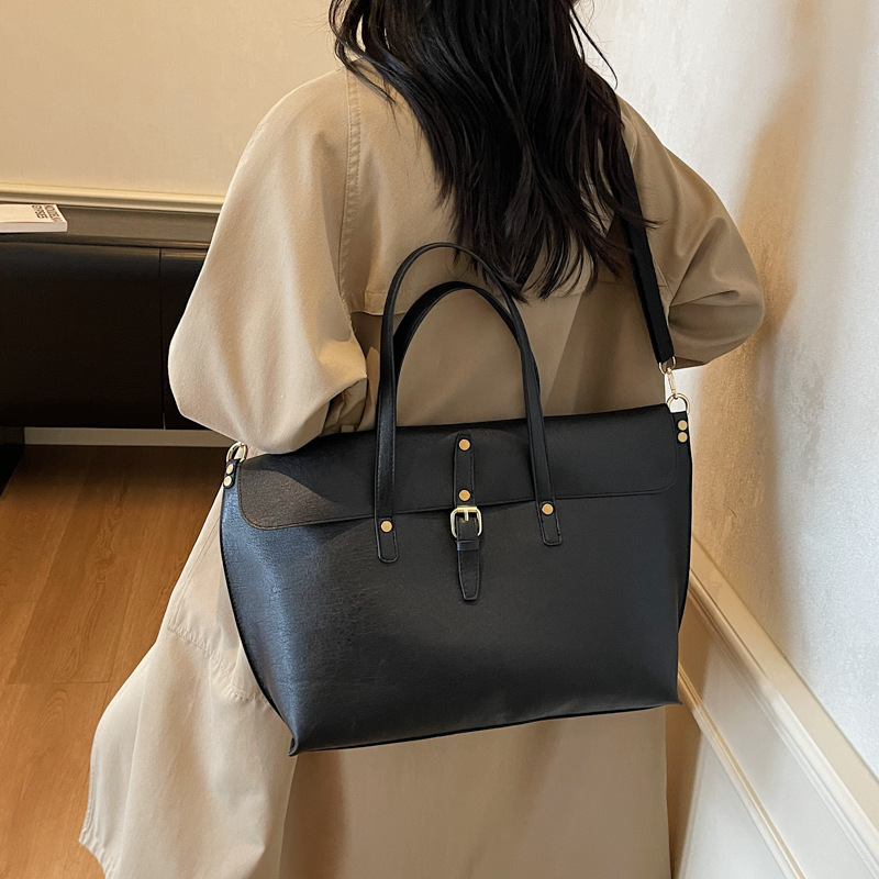 热销大容量女士褶皱手抓纹小挎包复古百搭磁扣斜挎包通勤单肩包|undefined