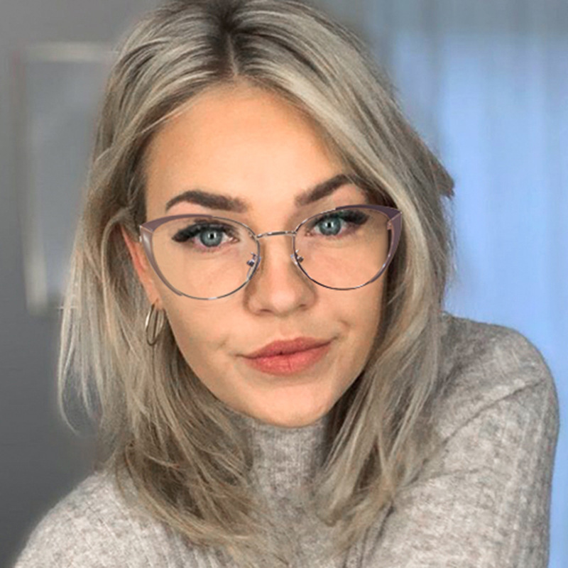 95608 nuevo metal de moda gafas lisas marco redondo de los hombres y las mujeres anti-azul gafas de luz artística de dos colores gafas de Marco