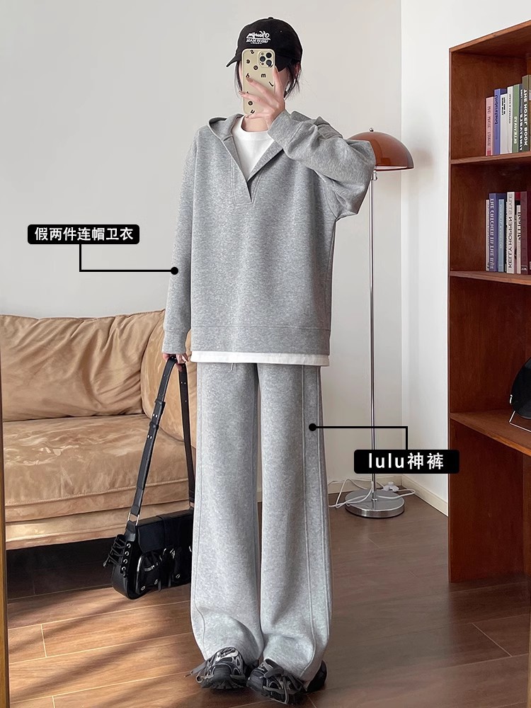 Fashionable spring set, sweatshirt, sports trousers, loose fit, western style