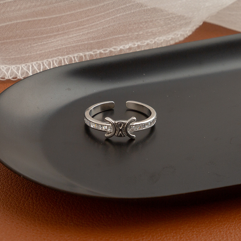 Silver open zircon ring
