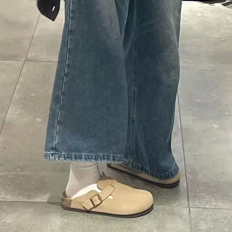 Модная обувь Birkenstock из замши, сандалии и шлепанцы для женщин, стиль осень-зима 2025 года, универсальные полузаживляющие тапочки Birkenstock с пробкой для женщин