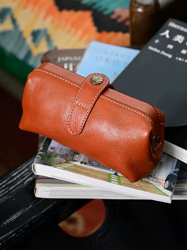 Маленькая кожаная clutch-сумка, ручная петля, кошелек для телефона, размеры 18×12×7.5 см, высокое качество