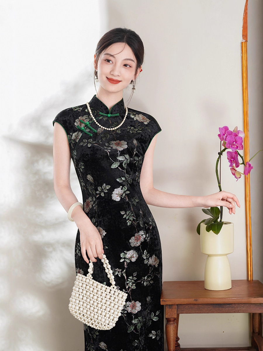 Autumn elegant long retro velvet cheongsam