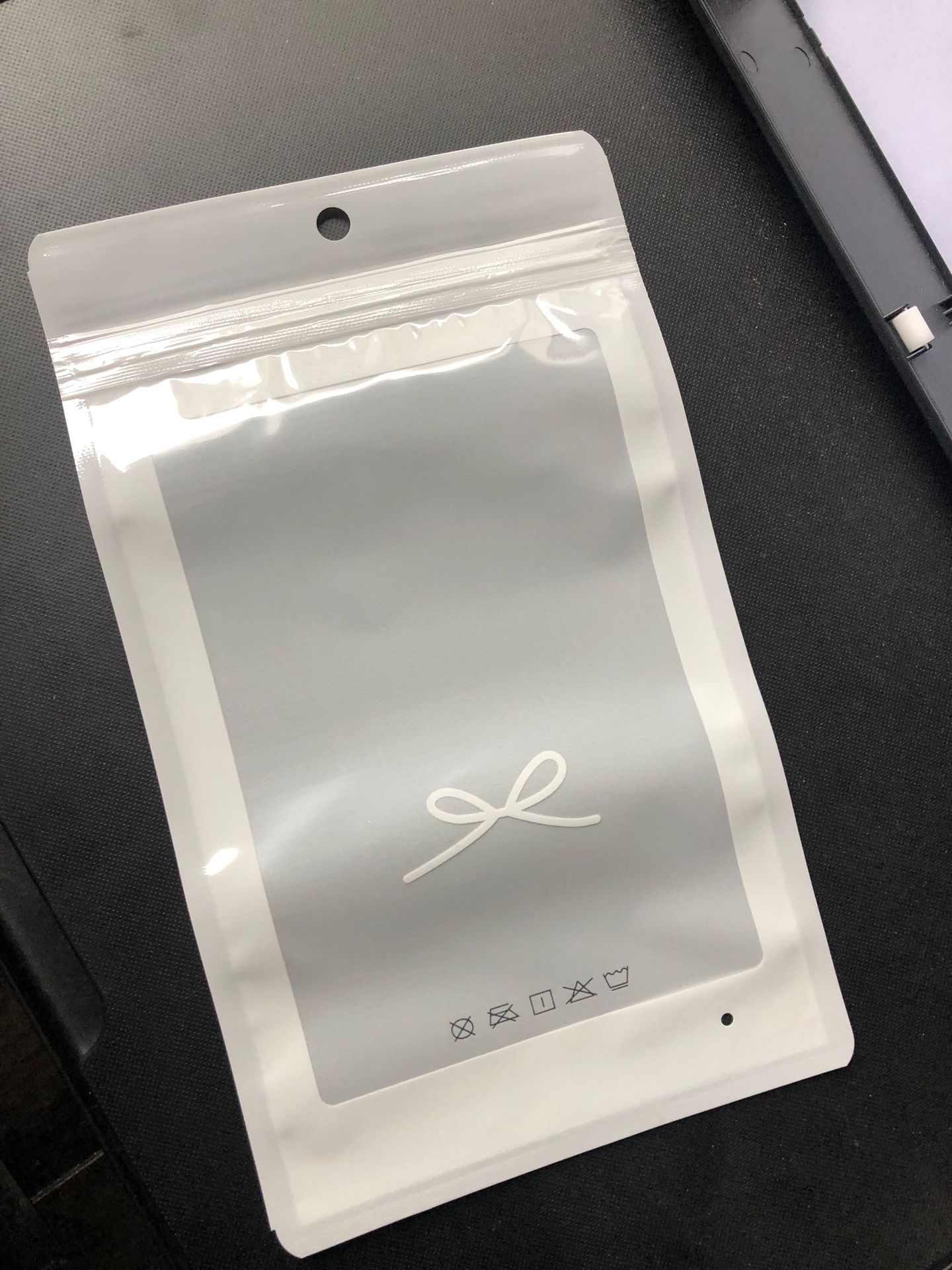 Bolsa de embalaje de ropa interior necesidades diarias embalaje de ropa bolsa ziplock bolsa de embalaje compuesto transparente de estilo múltiple suministro directo de fábrica