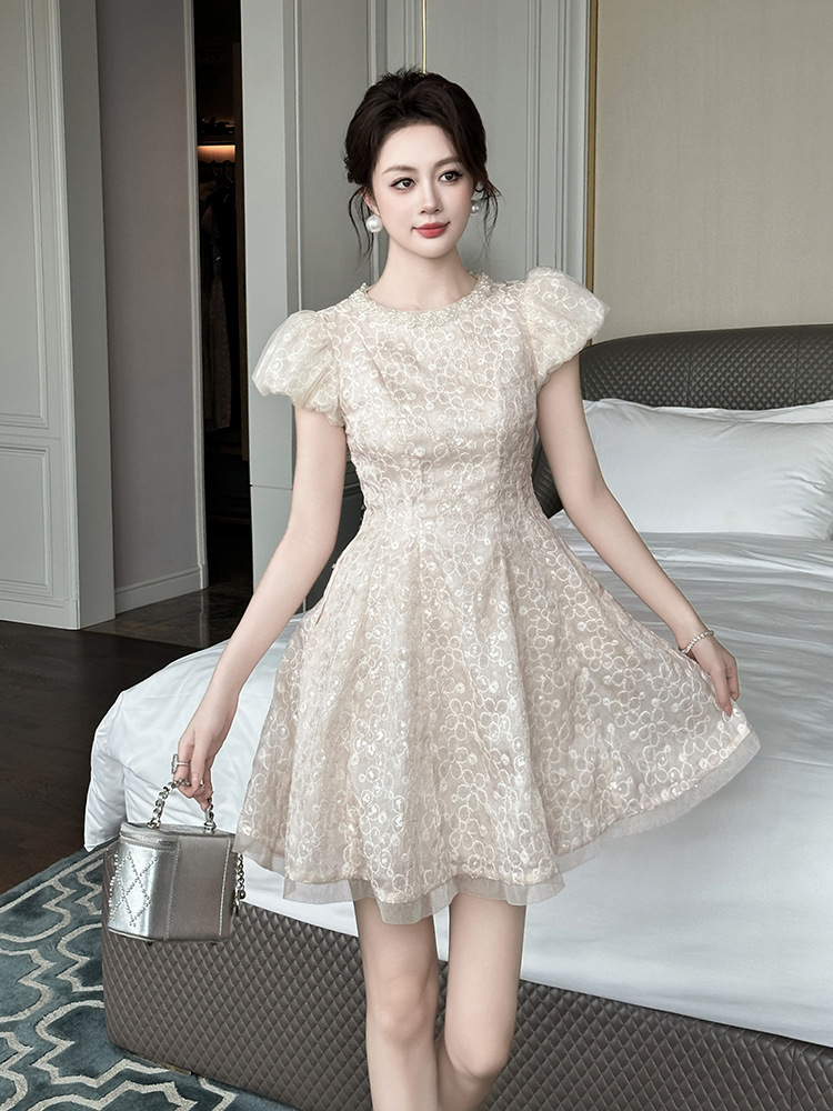 Váy tutu cổ tròn tay phồng eo thon công chúa Pháp mùa hè — mơ