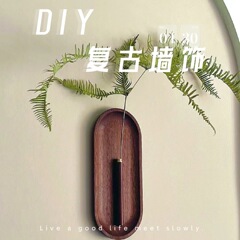 中古風の壁面の装飾は美しくて高級な雰囲気感があります。