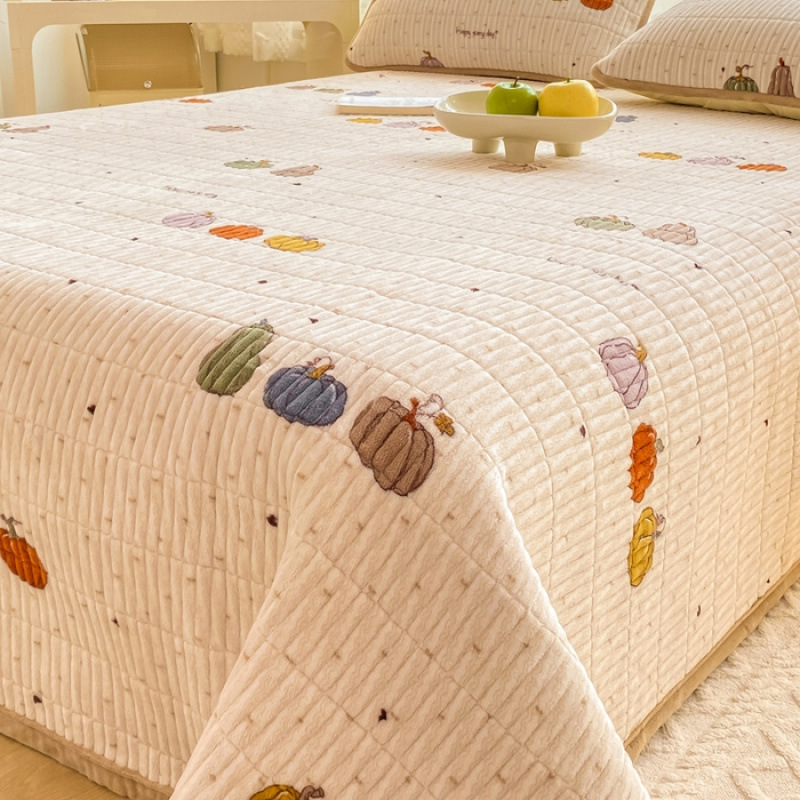 2026 New Thickened Milk Velvet Bed Cover Single Piece Three-Layer Quilted Straight-Edge Bed Sheet Extra-Large Coral Fleece Bed Cover