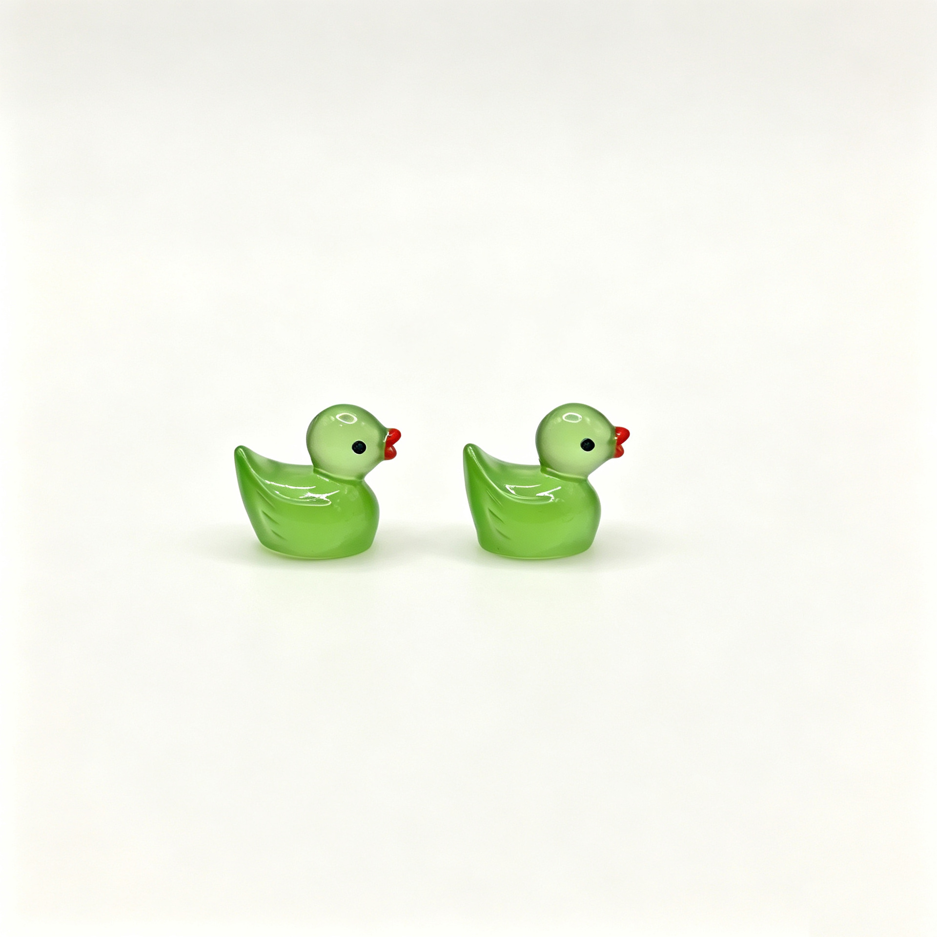 Mini pato luminoso, figura de animal colorida para niños, colgante de resina, micropaisaje, pequeño adorno de resina 3D. image 13