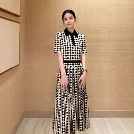 TB2023年早秋新款优雅双面波点提花腰带百褶连衣裙女