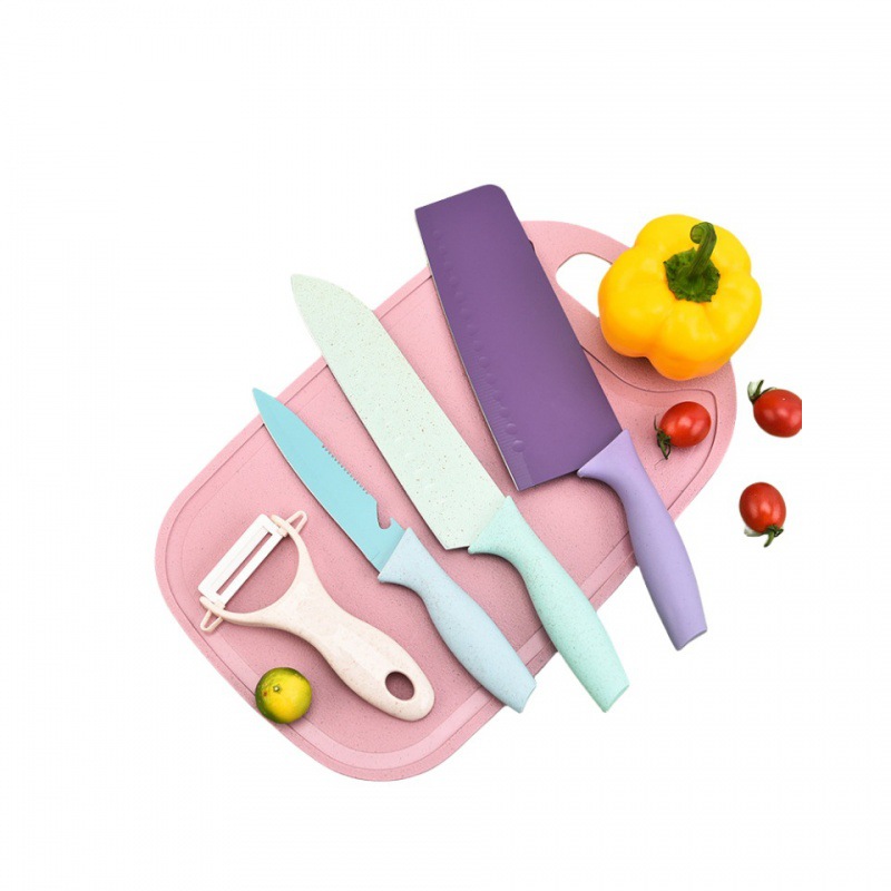 Lugar de fábrica al por mayor paja de trigo juego de cinco piezas de color de doble cara tarjeta de absorción de color con tabla de cortar cocina cuchillos de acero inoxidable