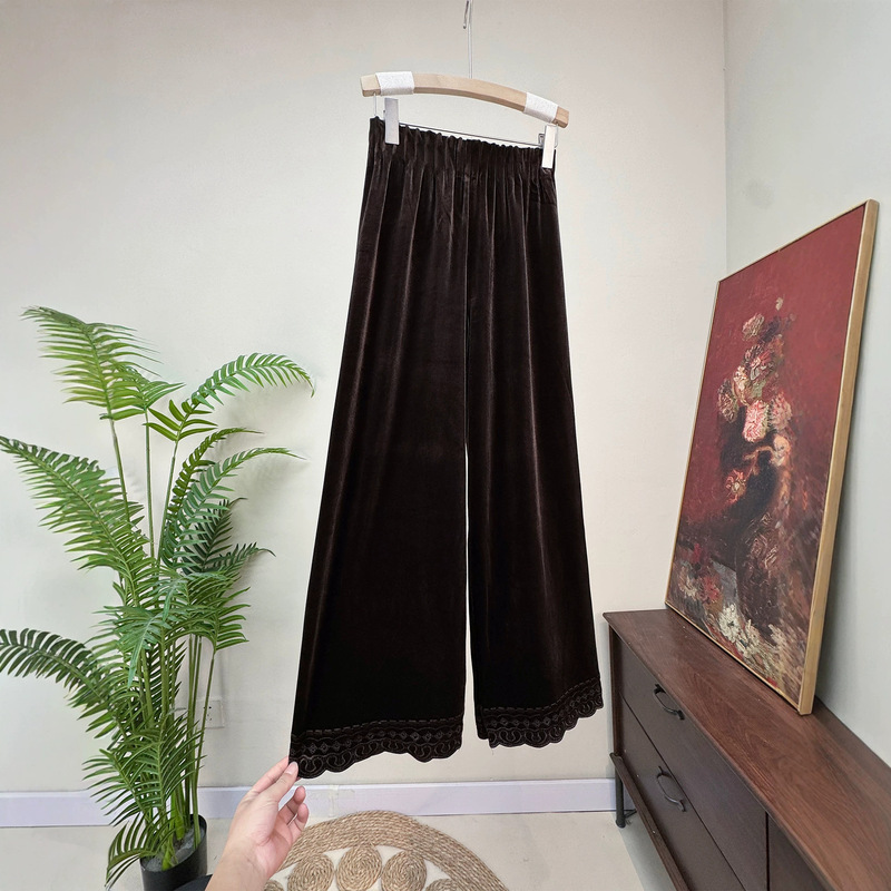 [Zhili] New Chinese-style velvet crochet casual straight-leg pants, 2026 autumn collection, simple and comfortable for home wear
