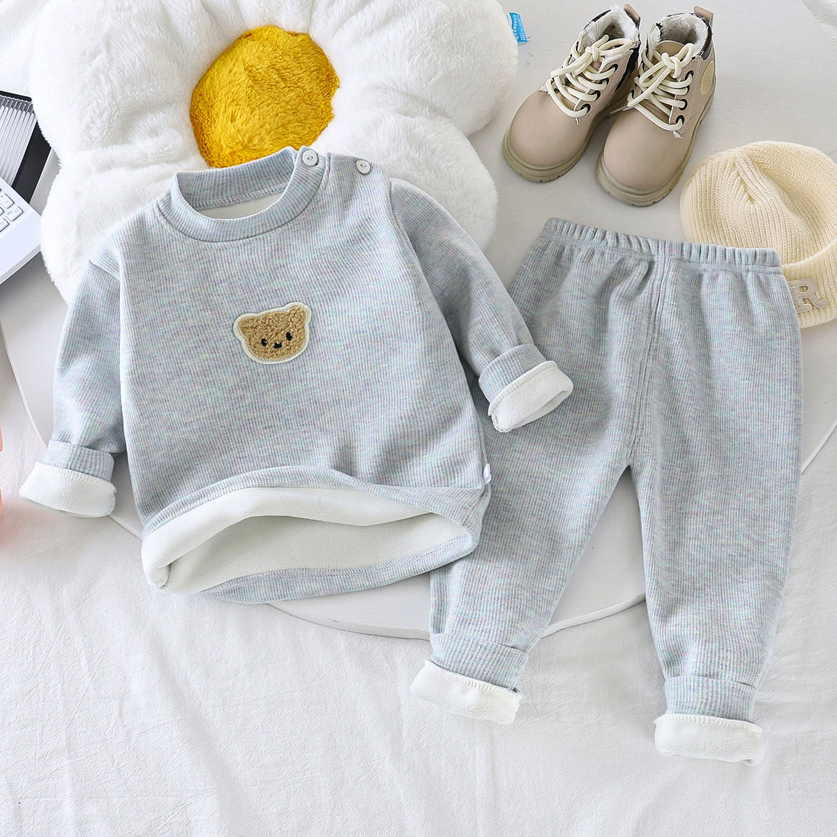 Детская зимняя новая утолщенная теплая универсальная базовая рубашка с полувысоким воротником для мальчиков, осенне-зимняя утолщенная на флисовой подкладке.